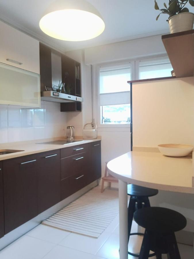 Apartamento Con Suite, Zona De Trabajo Y Yoga Wifi Y Garaje Castro Urdiales Exterior photo